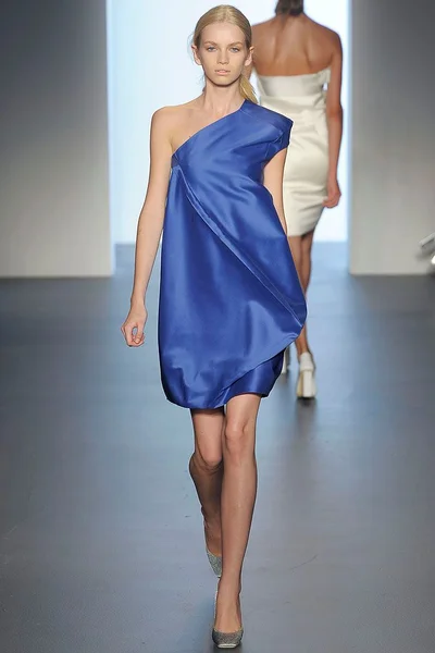 Look 38